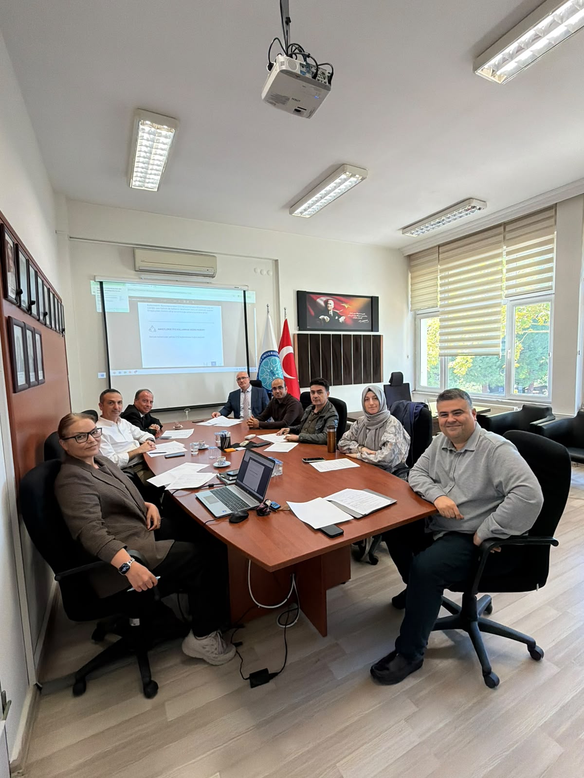 Lisansüstü Tezlerde Üretken Yapay Zekâ Kullanımına İlişkin Toplantı Gerçekleştirildi
